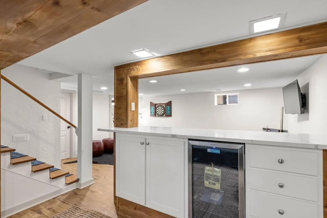 Timeless Historic Home Near Downtown Vancouver Holiday home