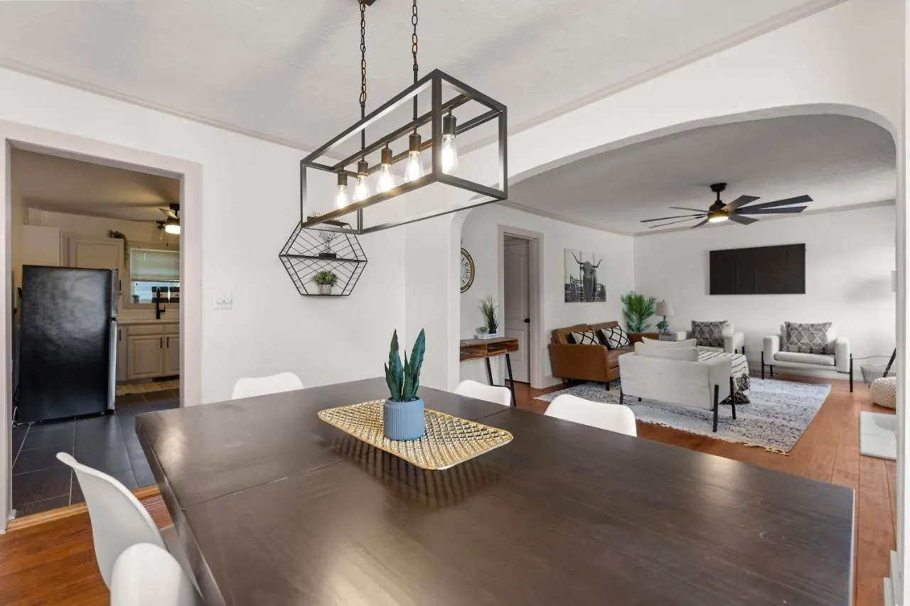Timeless Historic Home Near Downtown Vancouver United States